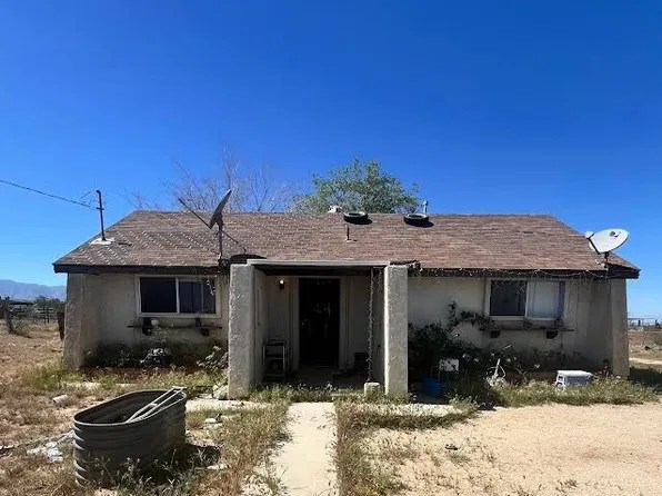 19743 Pearblossom Hwy, Llano, CA 93544