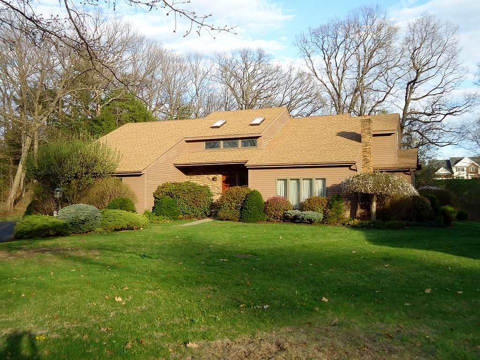 3300 Square Foot, Contemporary, #1 ranked Niskayuna school district