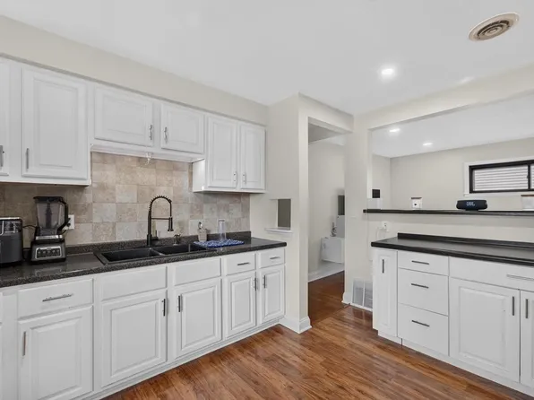 4643 S Logan AVENUE, Milwaukee, WI 53207