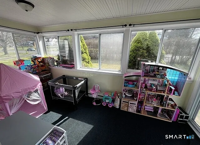 1644 Meriden Ave — Photo 13