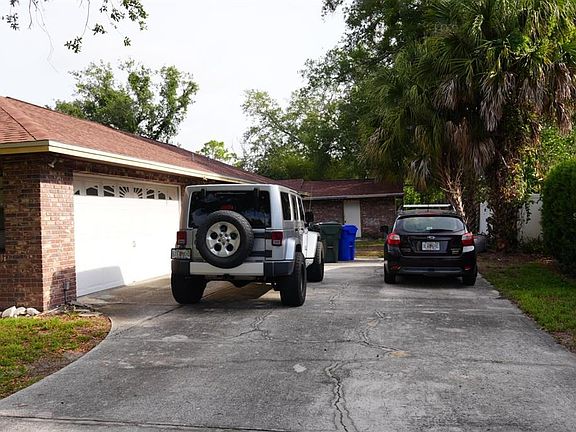 4th image of 1022 Lamplighter Ln