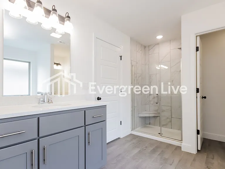 5907 NW Grant St — Photo 12