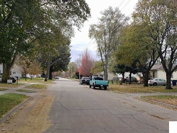 2nd image of 2140 N C St