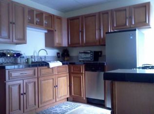 417 N Salina St #4, Syracuse, NY 13203