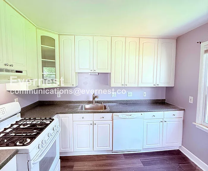 25107 Rosenbusch Blvd — Photo 5