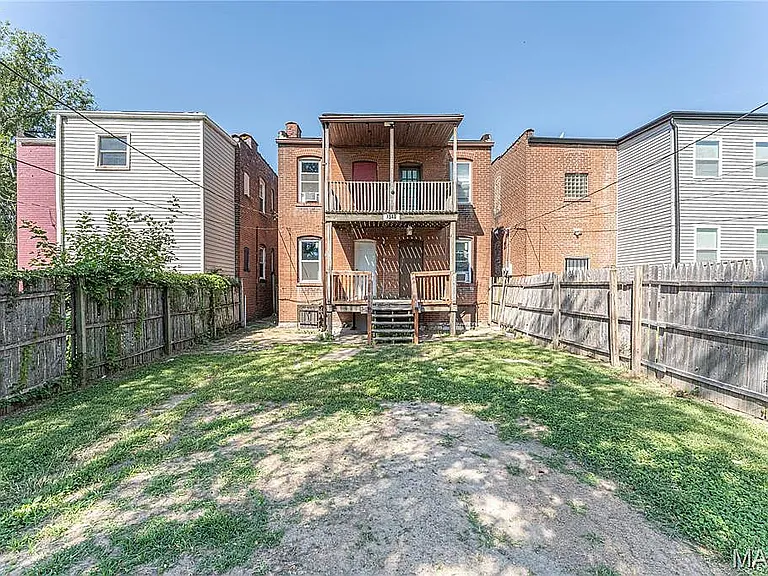 3540 Michigan Ave — Photo 4