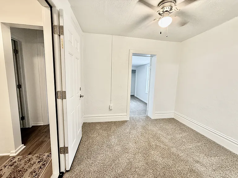 2535 Adams Ave #4 — Photo 12