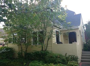 217 N 62nd St, Seattle, WA 98103