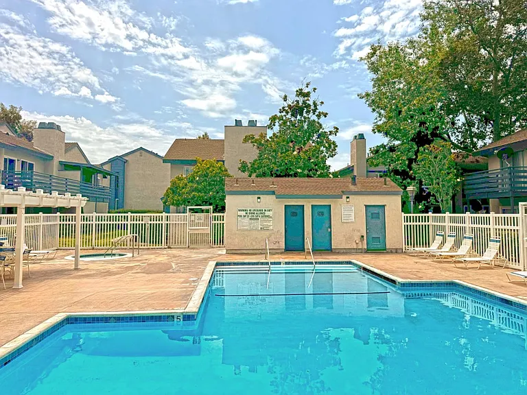 1494 Gustavo St #D — Photo 25