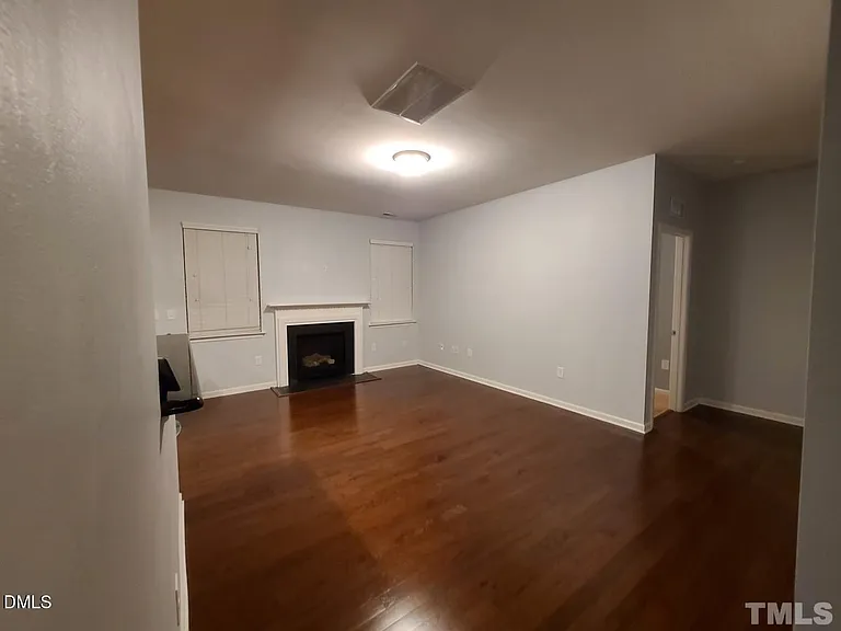 614 Rose Laurel Ct — Photo 5