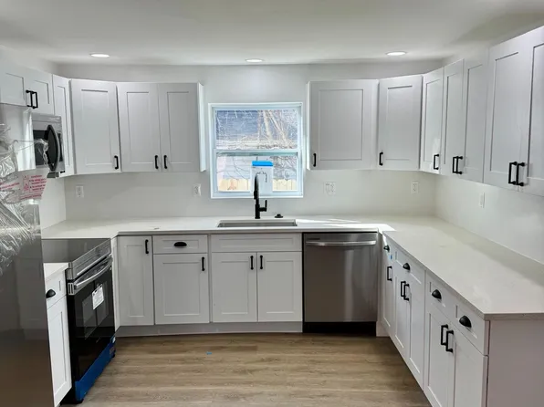 114 E K St, Brunswick, MD 21716