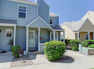 7245 Devinney Ct APT D, Arvada, CO 80005