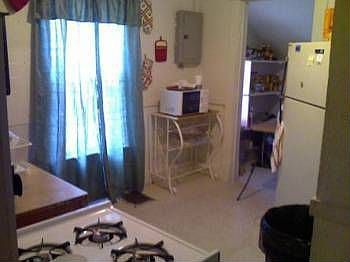 2nd image of 726 E Illinois Ave