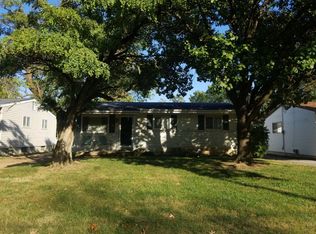 324 Crest Ave, Saint Louis, MO