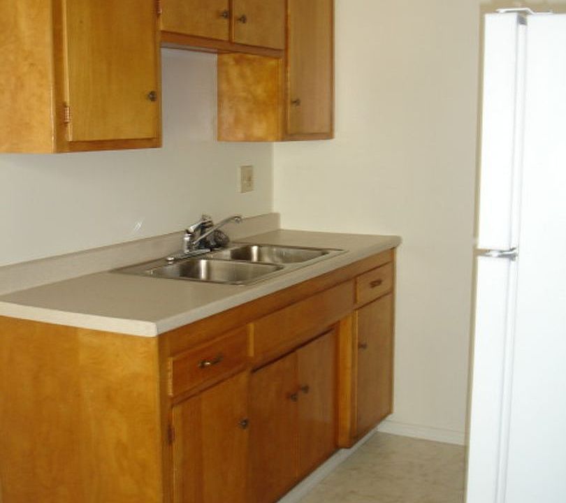 1st image of 2208 H St #H-7