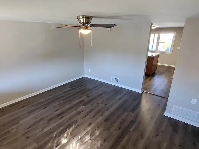 4007 Saint Augustine Ln — Photo 8