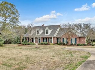 9477 Barrow Ct, College Station, TX 77845