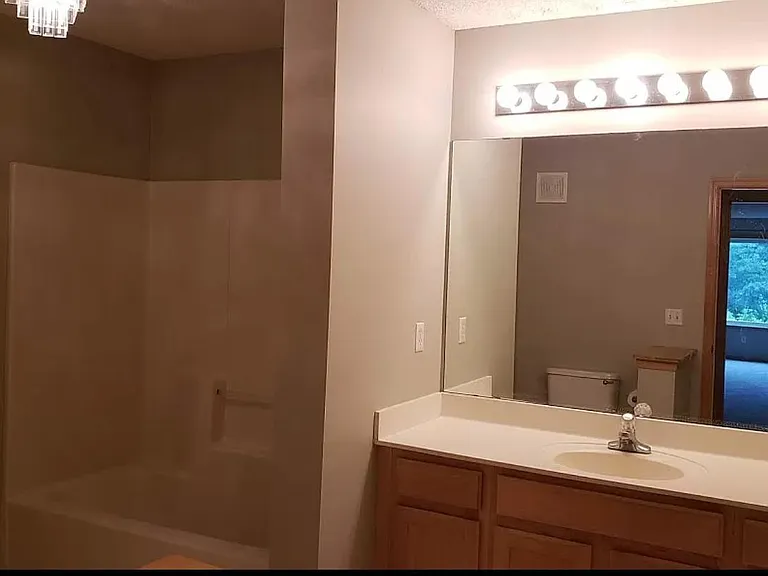 8441 Forestview Ln N — Photo 3