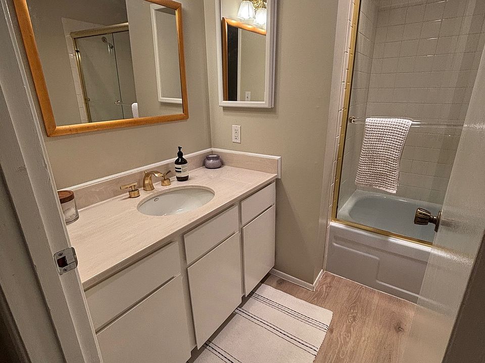 Common bathroom