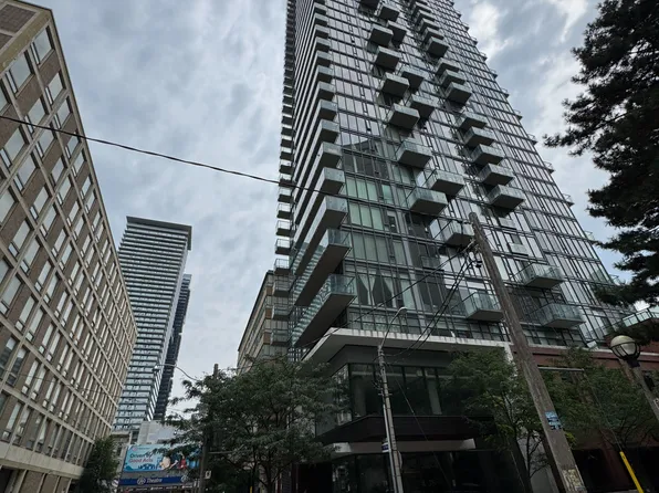 75 Saint Nicholas St #Townhouse 1, Toronto, ON M4Y 0A5