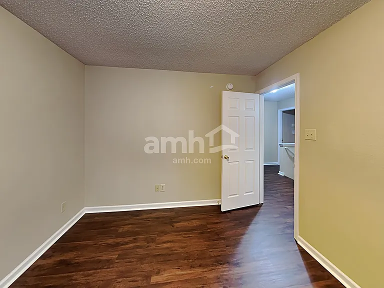 10868 Delphi Dr — Photo 16