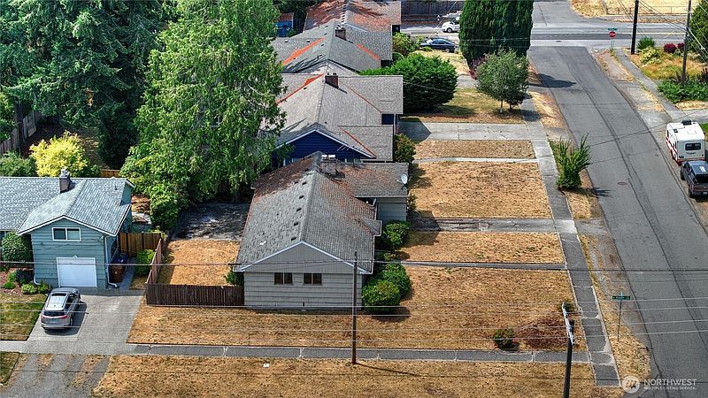 4th image of 5002 N 18th Street