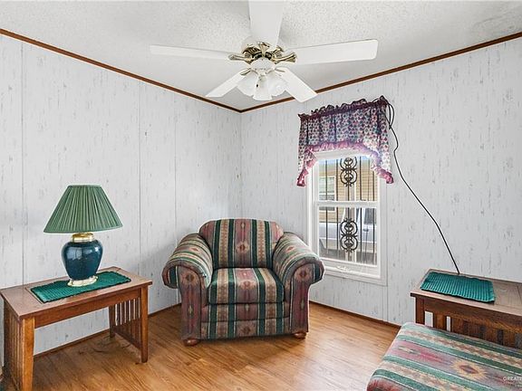 5th image of 215 S Valley View Rd #15&16