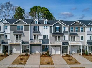 151 Sugar Run Dr, Fuquay Varina, NC 27526