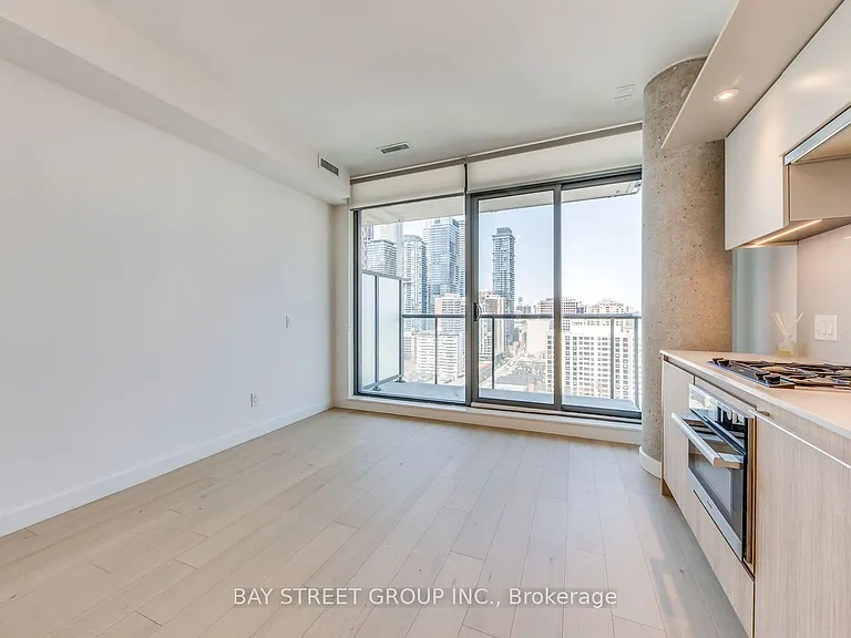 81 Wellesley St E #1907 — Photo 10
