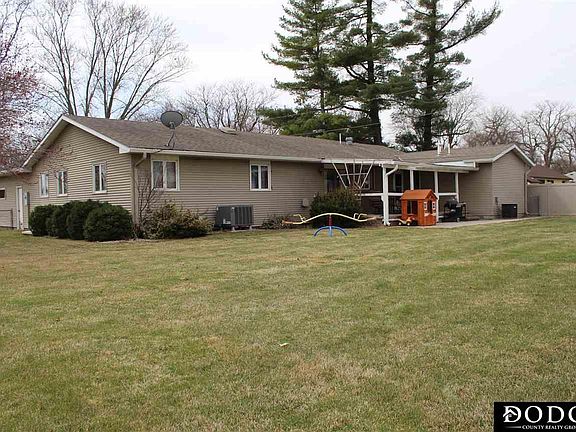 2nd image of 304 Prospect Ave