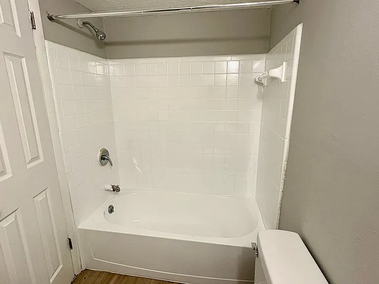 Arco Place Apartments - Under New Management — Photo 19