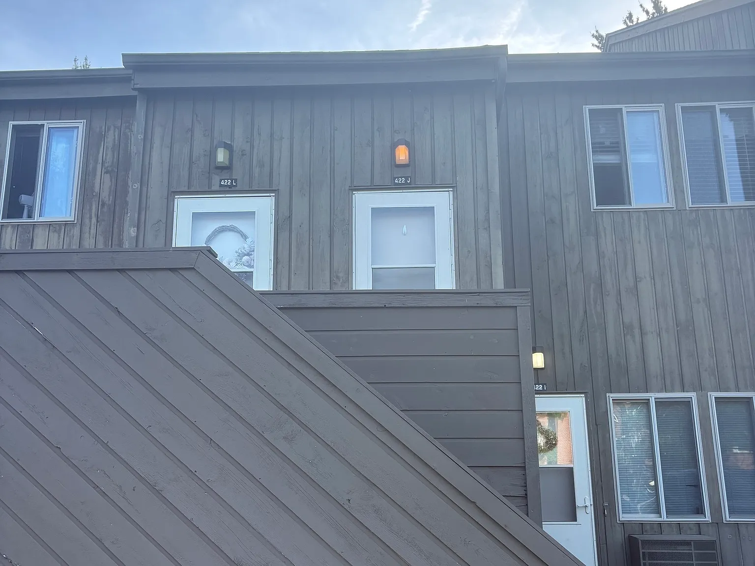 2 bed, 1.0 bath, 710 sqft, $1,850 — Photo 2