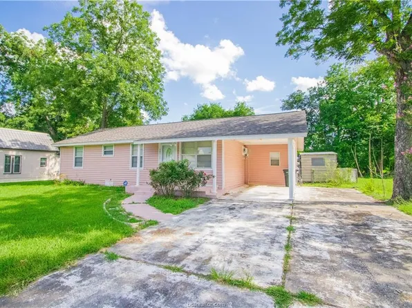 203 N Broadway St, Caldwell, TX 77836
