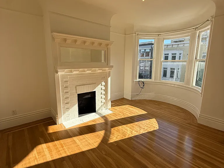 1774 Golden Gate Ave #3 — Photo 2