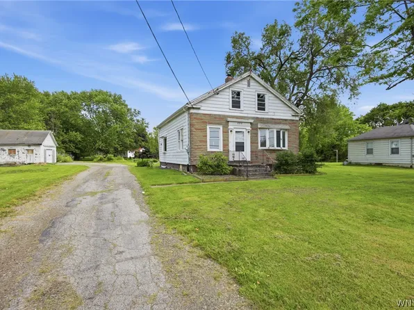 8279 Erie Rd, Angola, NY 14006