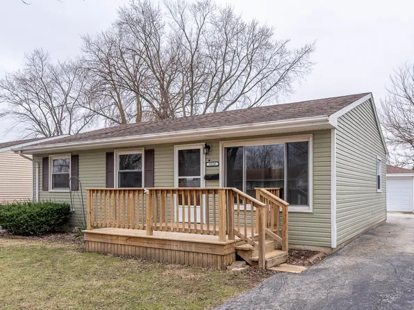 3224 Phillips Ave, Steger, IL 60475