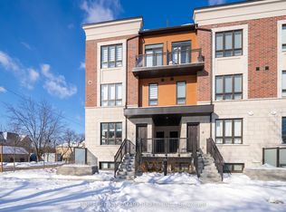 4015 Hickory Dr #2, Mississauga, ON L4W 0G6