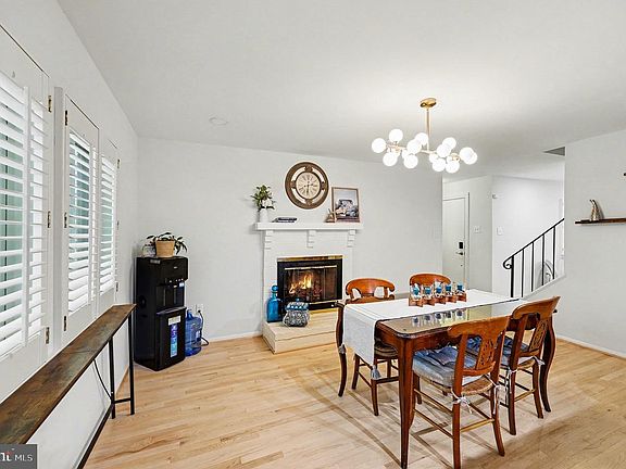 4th image of 11040 Saffold Way