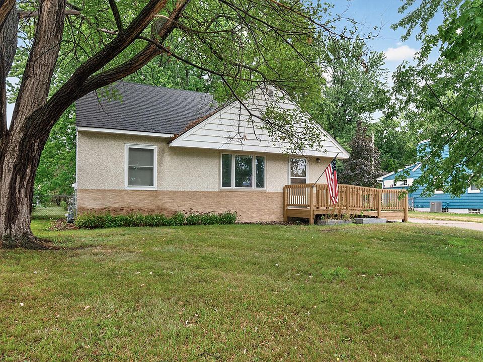 1st image of 2551 Rainbow Ln