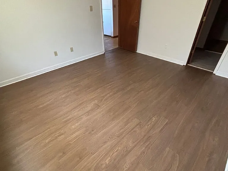 1108 Greentree Ct #I — Photo 10