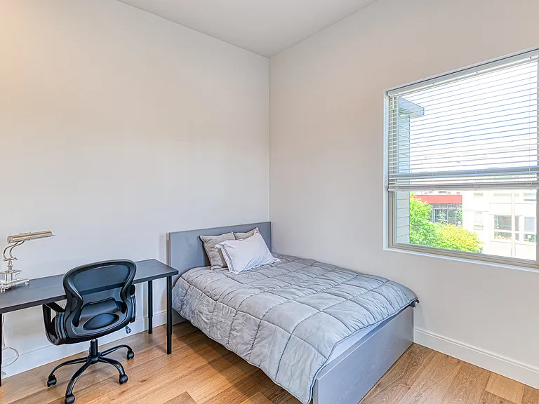 1213 E James Ct — Photo 10
