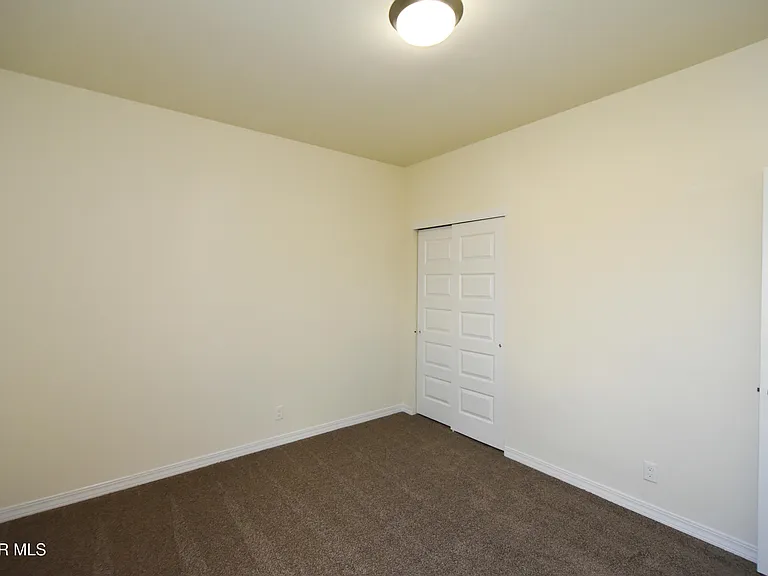 902 Bromyard Dr — Photo 29