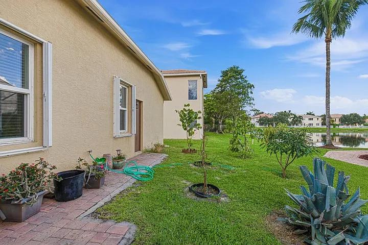 4 bed, 3666 sqft, $4,750 — Photo 3
