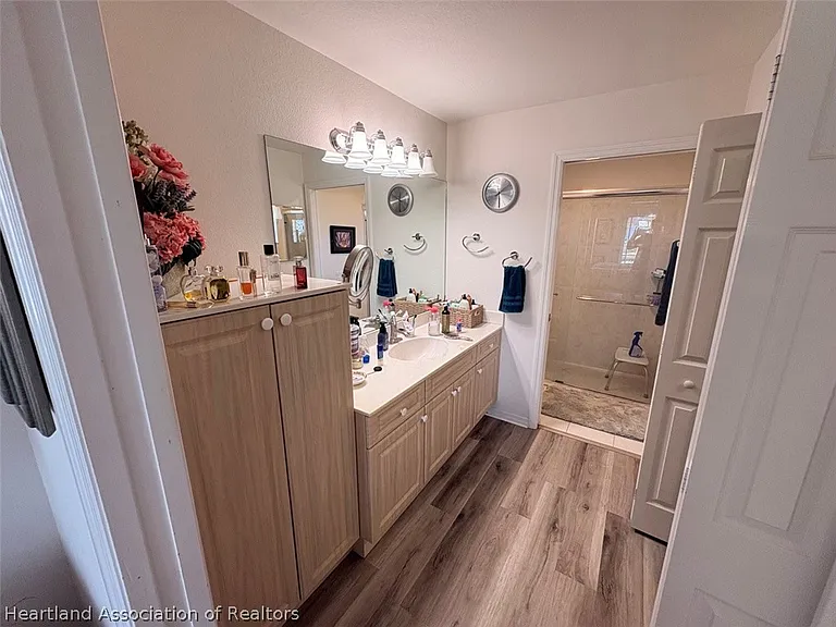 131 Orange Rd NE — Photo 15