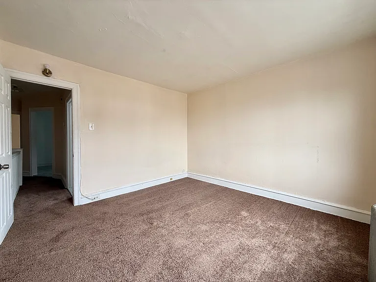 946 Sanger St #2 — Photo 12
