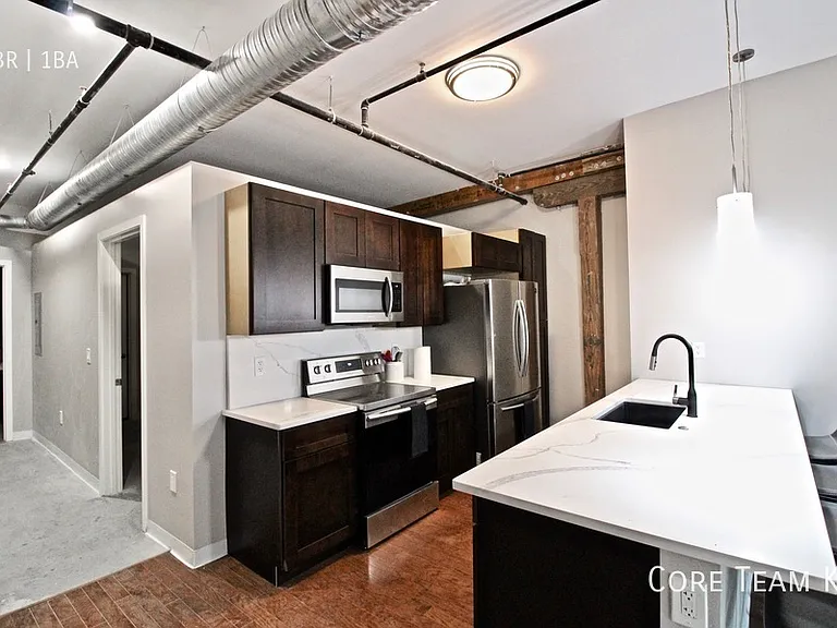 1223 Union Ave #404 — Photo 9