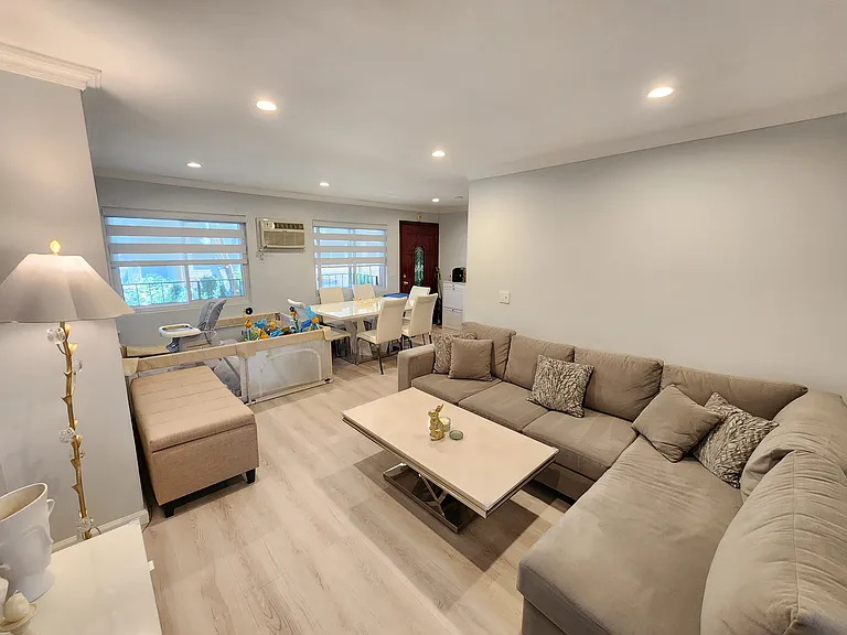 3220 Altura Ave #122 — Photo 10