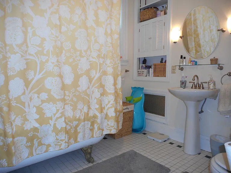 9 Anson St #1 — Photo 4