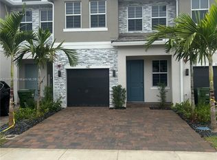 141 SW 171st Way #141, Hollywood, FL 33027