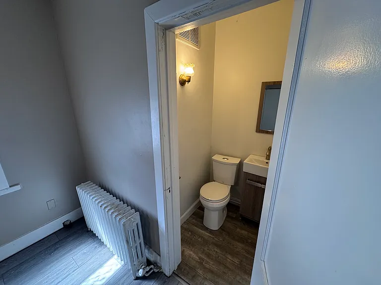 128 Meigs St #2 — Photo 7